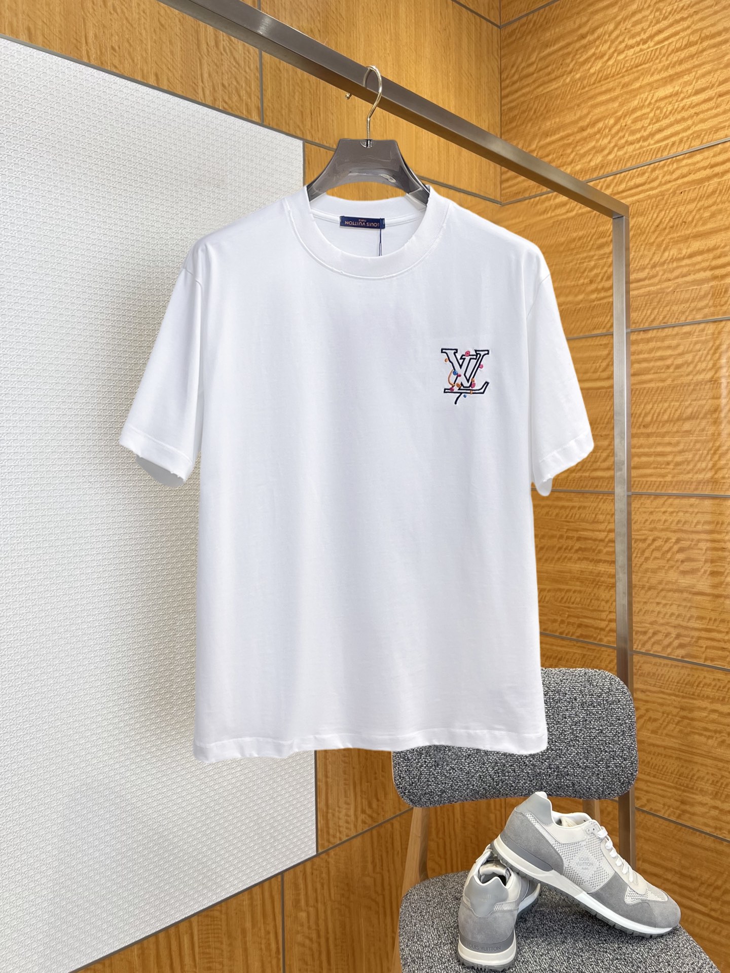 short sleeves